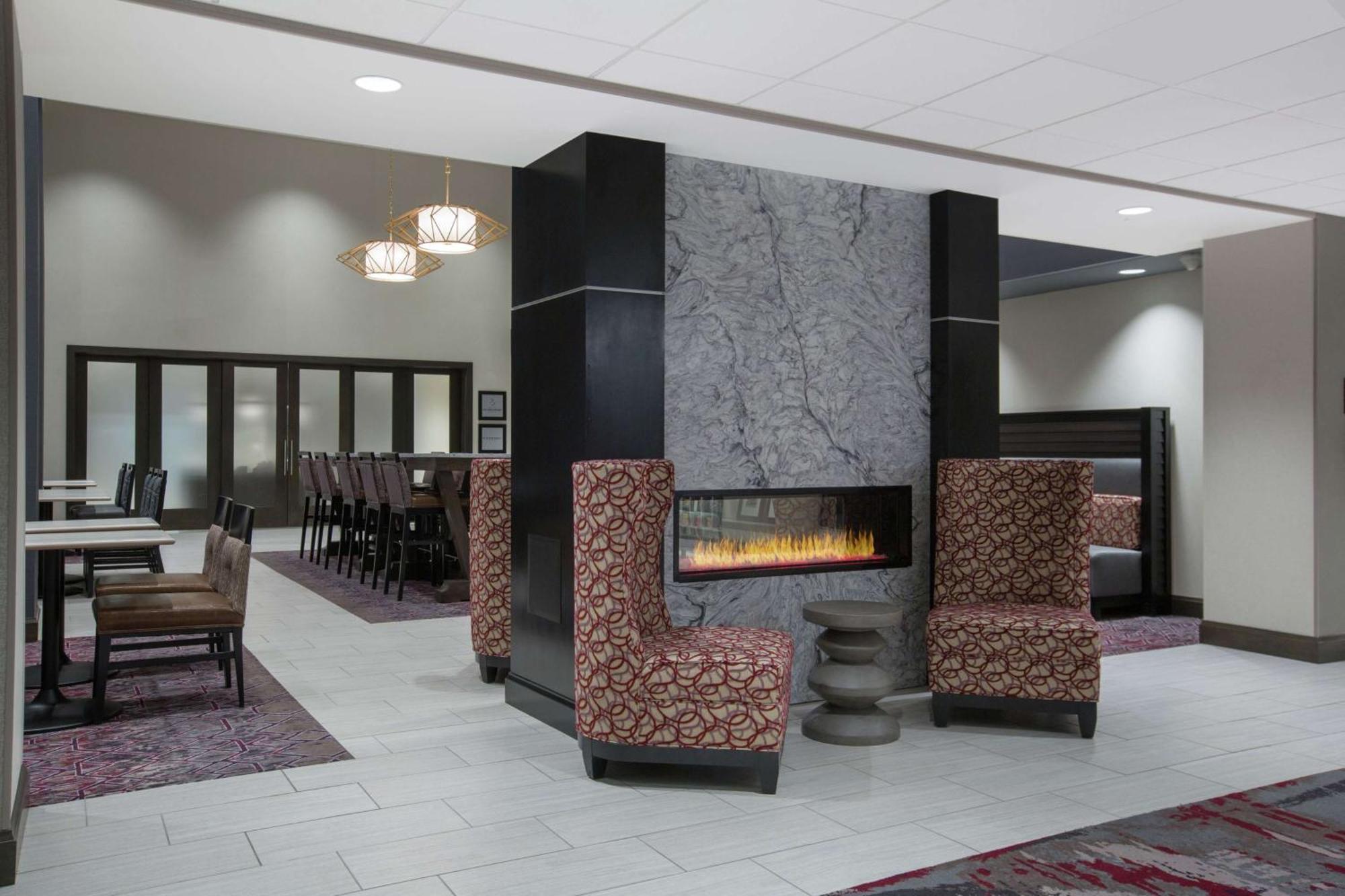 Hampton Inn & Suites Reno/Sparks Ngoại thất bức ảnh