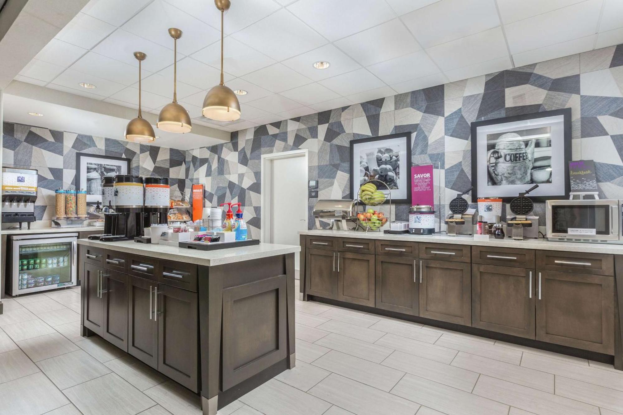 Hampton Inn & Suites Reno/Sparks Ngoại thất bức ảnh